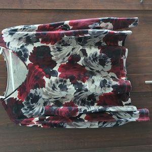 Ladies long sleeve top